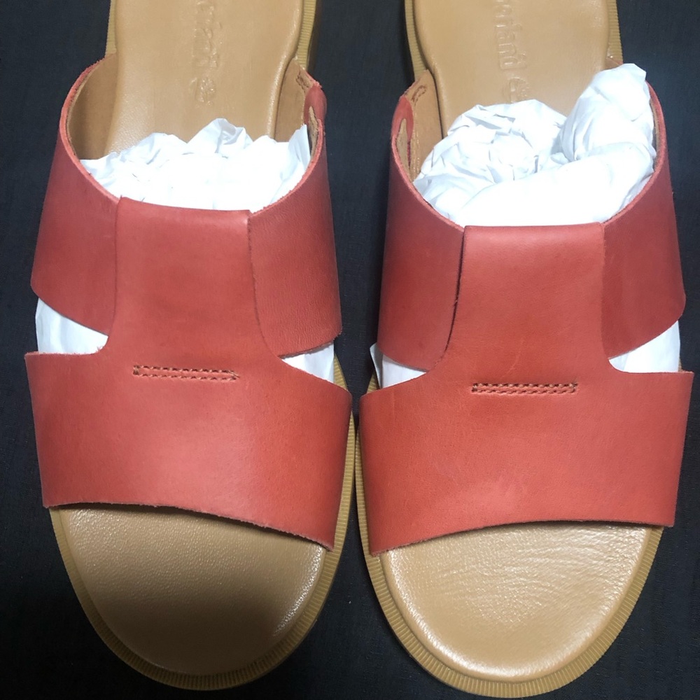 Timberland Women’s Calista Bay Slide Sandal, Size 8.5, O45M9D A7W, Medium Red J - Picture 2 of 6